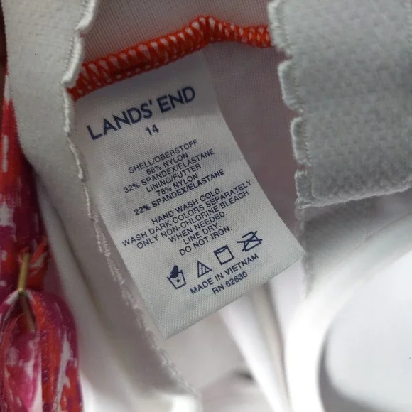 Lands End Swimsuit Women 14 Pink Purple Twist Front One Piece Built In Bra Lined - Picture 10 of 10